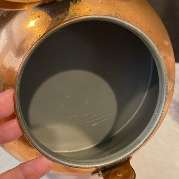 Vintage Antique 7" Copper Teapot Kettle with Lid - Picture 14 of 16